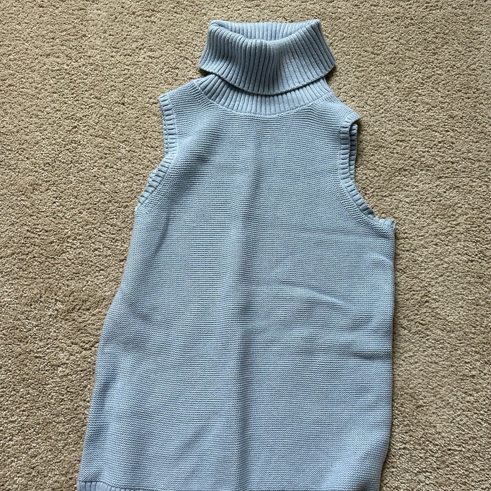 Cowlneck sleeveless sweater- never worn
